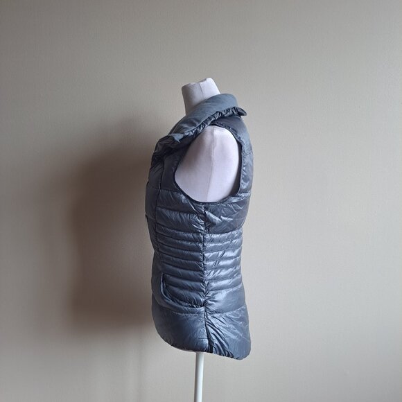 Lululemon Blue Denim Fluffin Awesome Vest Size 4 - Picture 6 of 10